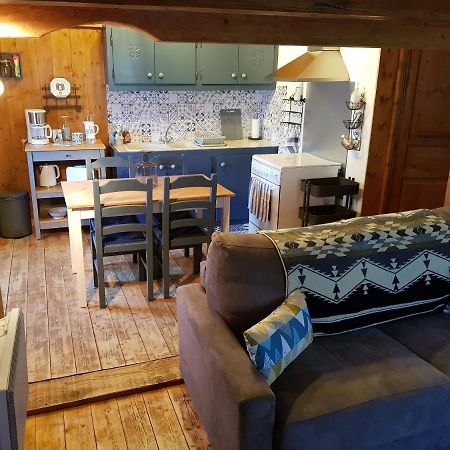 Petit Chalet Savoyard Domancy Bagian luar foto